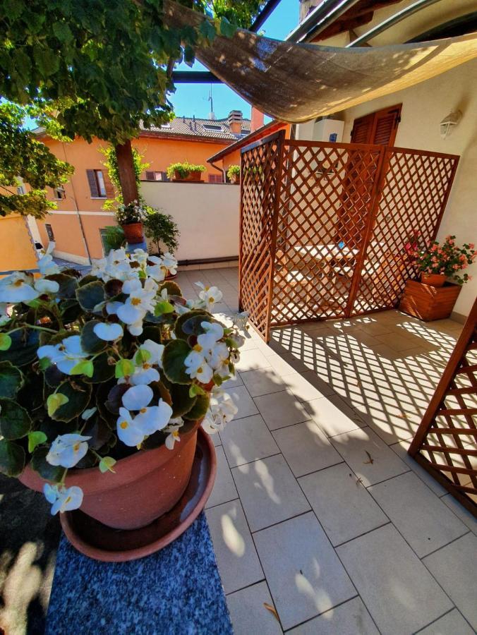 Beb I Portici Bed and Breakfast Τσερνόμπιο Εξωτερικό φωτογραφία
