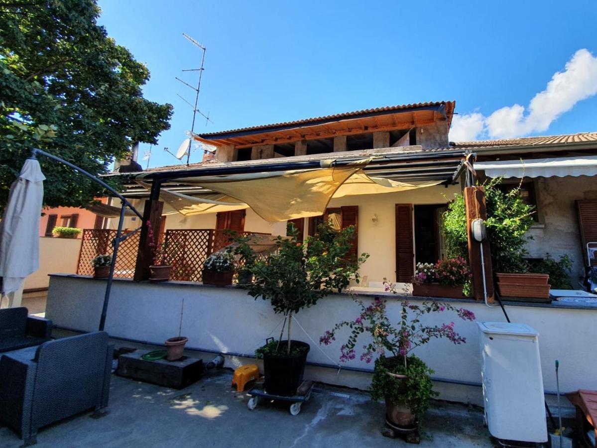 Beb I Portici Bed and Breakfast Τσερνόμπιο Εξωτερικό φωτογραφία