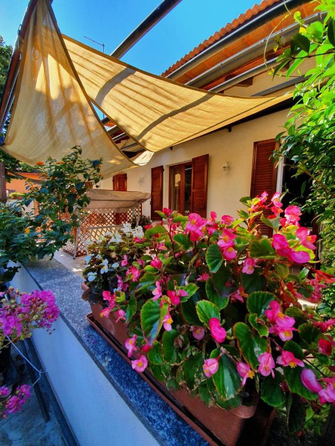 Beb I Portici Bed and Breakfast Τσερνόμπιο Εξωτερικό φωτογραφία