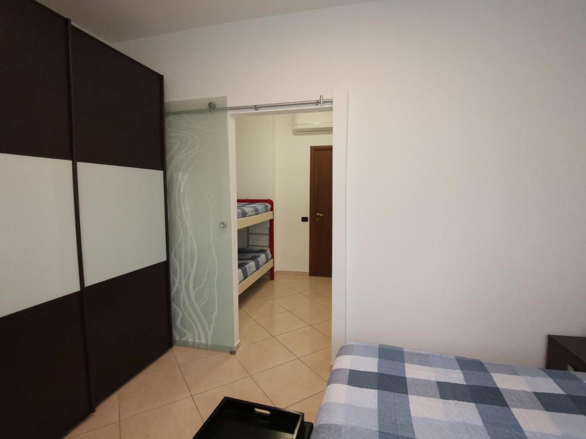 Beb I Portici Bed and Breakfast Τσερνόμπιο Εξωτερικό φωτογραφία