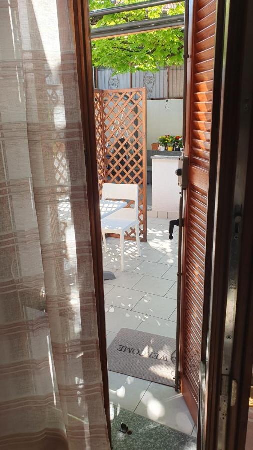 Beb I Portici Bed and Breakfast Τσερνόμπιο Εξωτερικό φωτογραφία