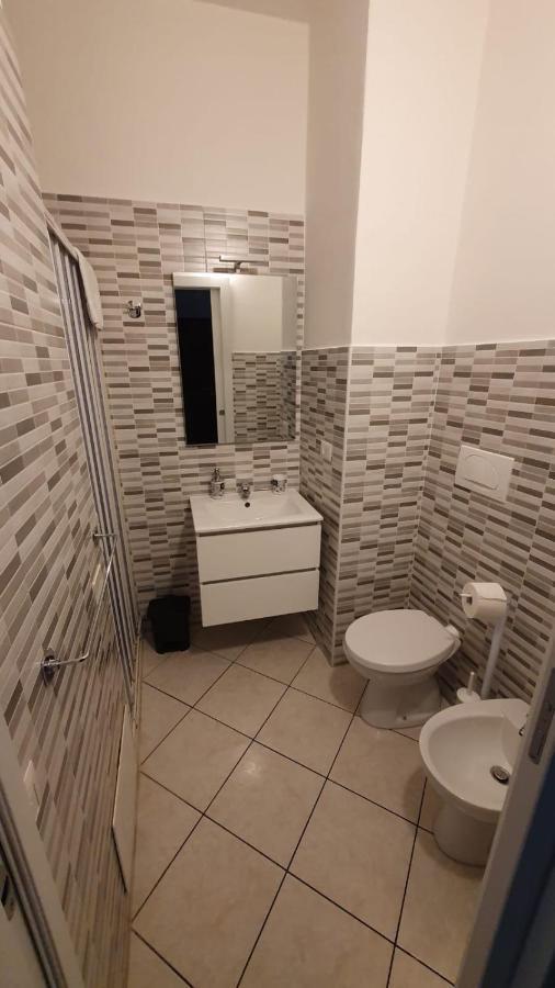 Beb I Portici Bed and Breakfast Τσερνόμπιο Εξωτερικό φωτογραφία